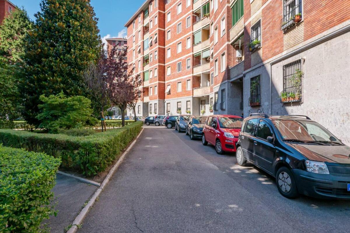 Ihost Apartment - Veneziano 8 Milano Esterno foto